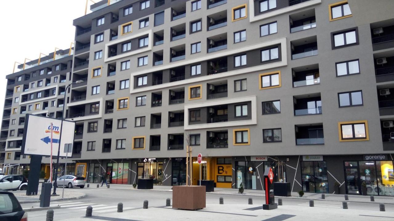 Apartman Stan Na Dan Sarajevo Ema Apartment Exterior photo